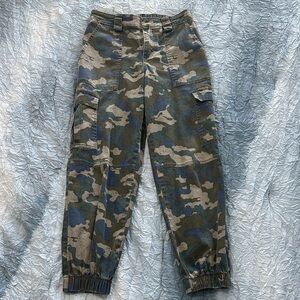 141. Camouflage Cargo Pants
